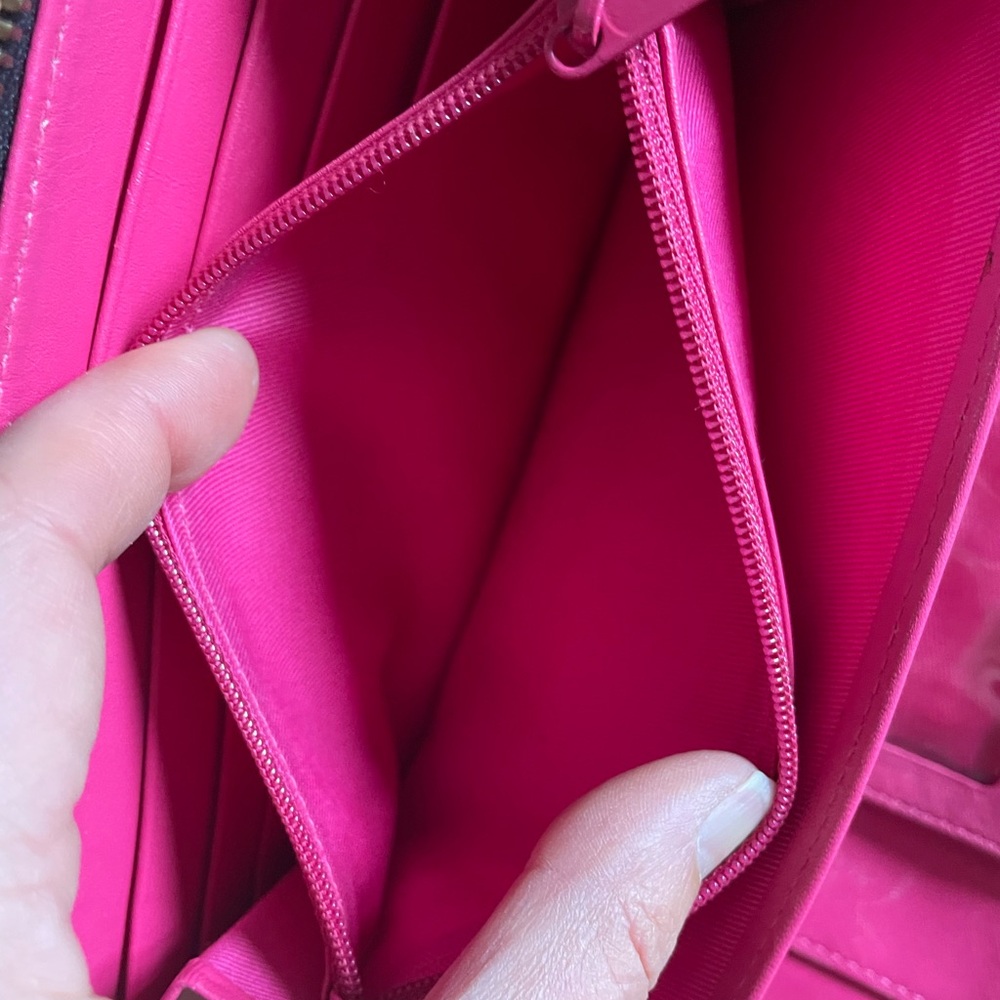 Halogen Large Zip Around Wallet - Picture 13 of 16